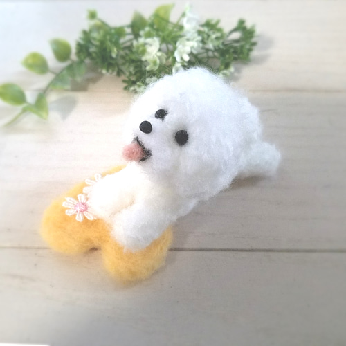 羊毛フェルト お座りビションフリーゼミニ 羊毛フェルト