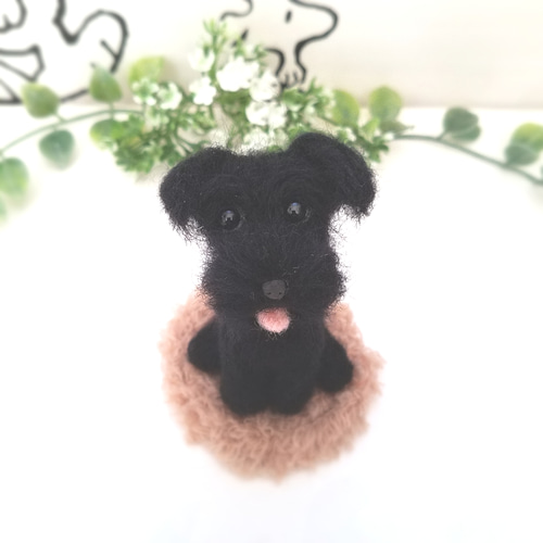 羊毛フェルト ミニチュアシュナウザー ブラック 羊毛フェルト ♡ron