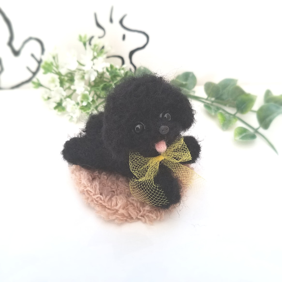 羊毛フェルト　トイプードル　黒　ブラック　ミニチュア　犬 2枚目の画像