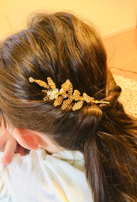 小枝ヘアアクセサリー リーフコーム　ウェディング　ブライダル 9枚目の画像