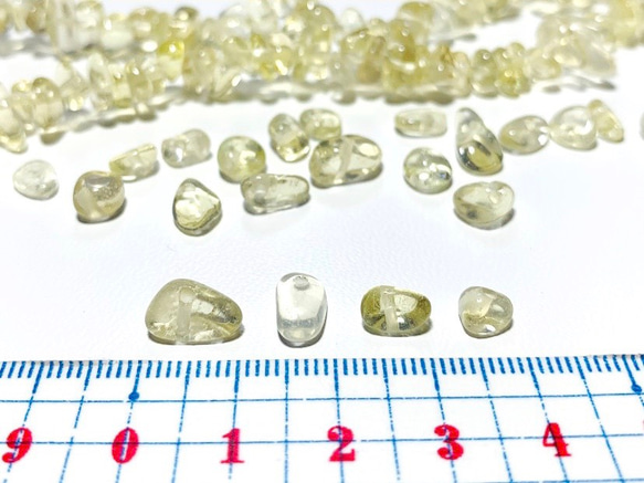 【天然石チップ】レモンクォーツAAA-　穴ありチップ　10g ハンドメイド素材 3枚目の画像