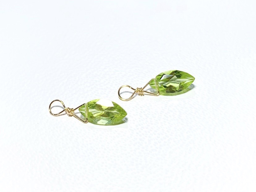 宝石質 ペリドット 14kgfチャーム v-55 【公式通販】