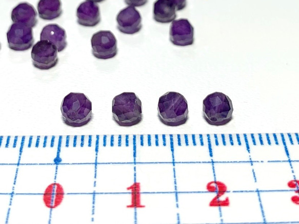 【天然石ラウンドカット】アメジストAAA　4mm　10粒　ハンドメイド素材 3枚目の画像