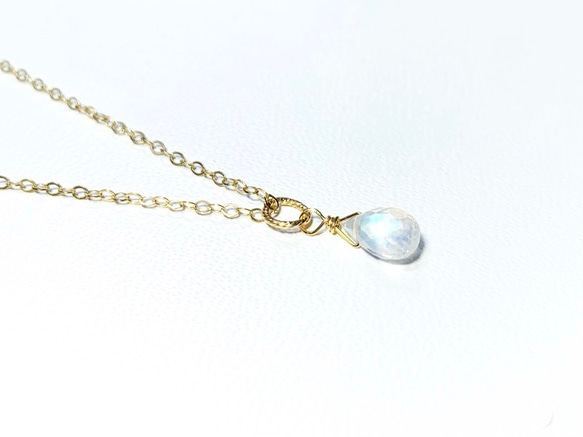 【天然石チャーム】レインボームーンストーン　ドロップ形　14kgf 　1個　ハンドメイド素材 2枚目の画像