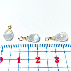【天然石チャーム】レインボームーンストーン　ドロップ形　14kgf 　1個　ハンドメイド素材 5枚目の画像
