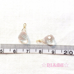 【天然石チャーム】14kgf 宝石質　大粒クリスタルAAA　ドロップ形　２個　ハンドメイド素材 3枚目の画像