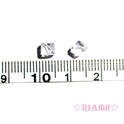 【クリスタルAAA　ダイス】6個　穴あり　6×6×6mm　ハンドメイド素材 2枚目の画像