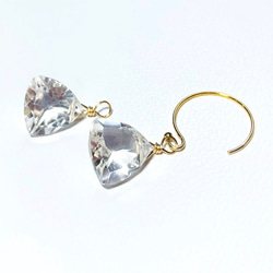 【天然石チャーム】宝石質クリスタルAAA　1個  ペンダントトップ　ハンドメイド素材 3枚目の画像