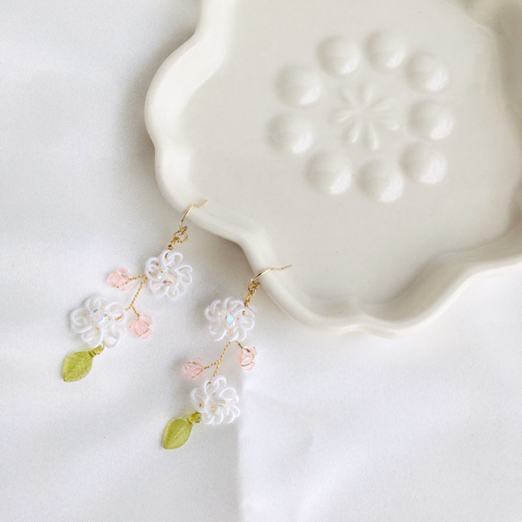 【水引×小枝】微笑みの白い桜　ピアス/イヤリング 2枚目の画像