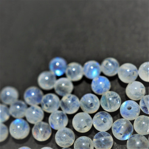 4mm 6個 レインボームーンストーン 天然石 ラウンド（丸玉