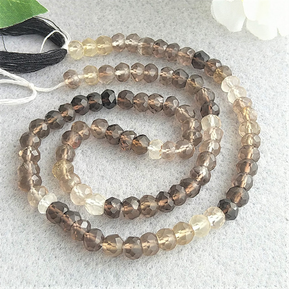 3.5×5mm 約35cm 1連 約90粒前後 スモーキークォーツ ボタン 3.5×5mm 約35cm 1連 約90粒前後 スモーキークォーツ ボタン