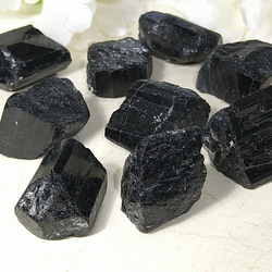 マイナスイオン・健康志向の方に～　天然石　ブラックトルマリン　原石　10ｇ分　かち割り 4枚目の画像