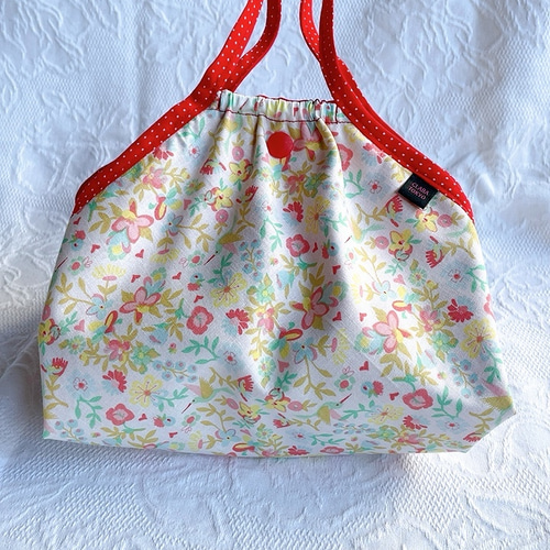 ランチバッグ 広げてそのままランチョンマット コンビニ弁当持ち帰りに