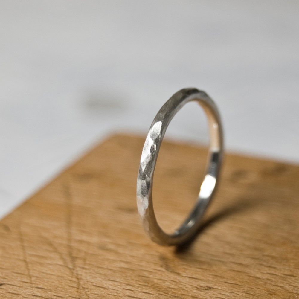 つや消し槌目 シルバープレーンリング 1.8mm幅 マットハンマー｜SILVER RING｜394