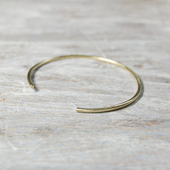 つや消し 真鍮プレーンバングル 2.0mm幅 マット｜BRASS BANGLE｜590 3枚目の画像