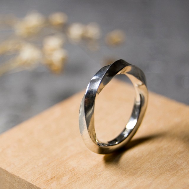 鏡面 シルバーツイストリング 2.5mm幅 ミラー シルバー950｜SILVER RING 指輪 シンプル｜255