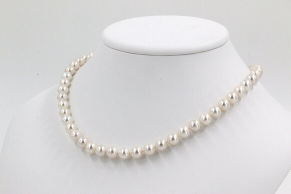新鮮な本真珠ネックレスセット ハートのパールキーパー付き 3枚目の画像