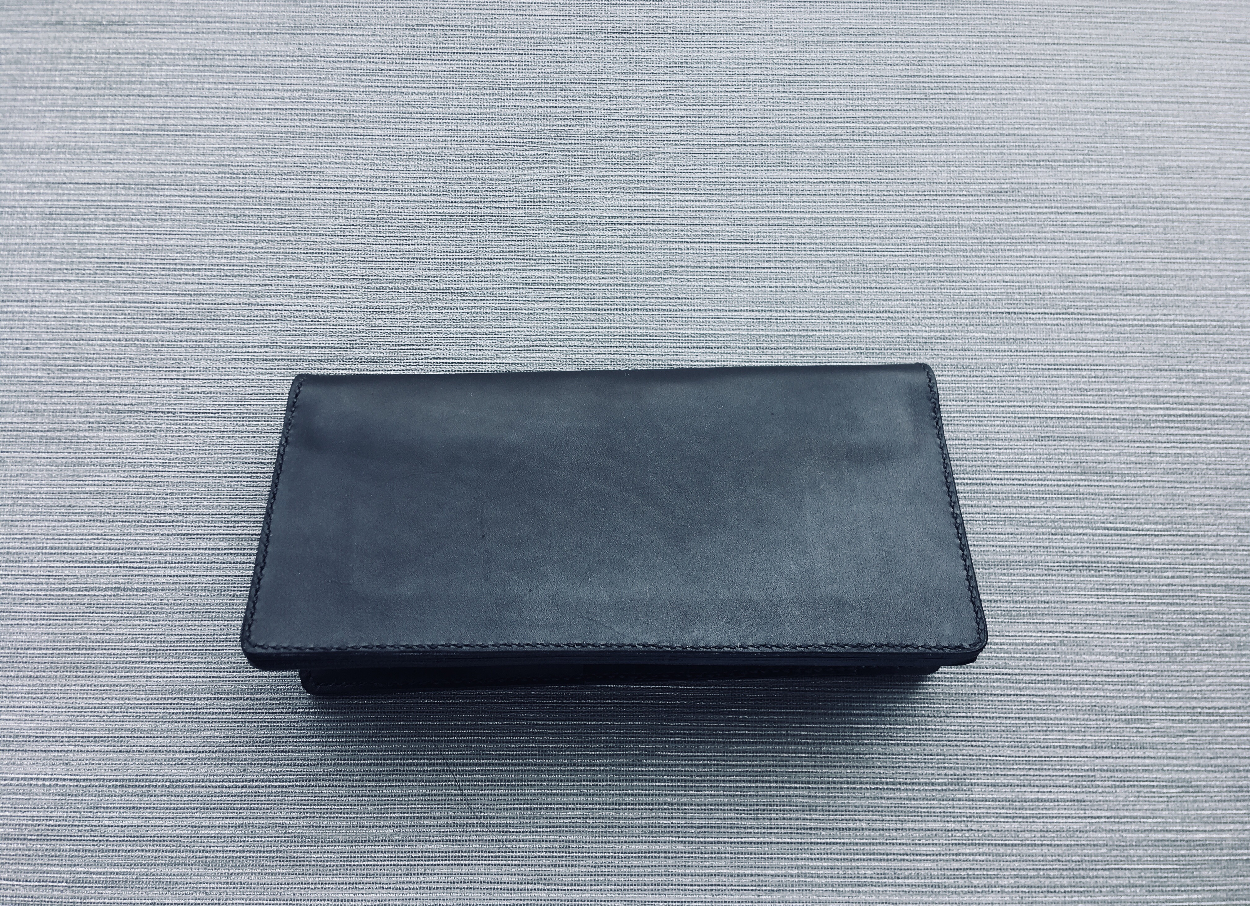 イルチアレザー 長財布 イタリア