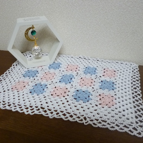 レース編み☆モチーフ編みの大きめマルチカバードイリー☆ノート