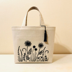 シックな. 刺繍 トート バック ＜生成り＞ トートバッグ acochan