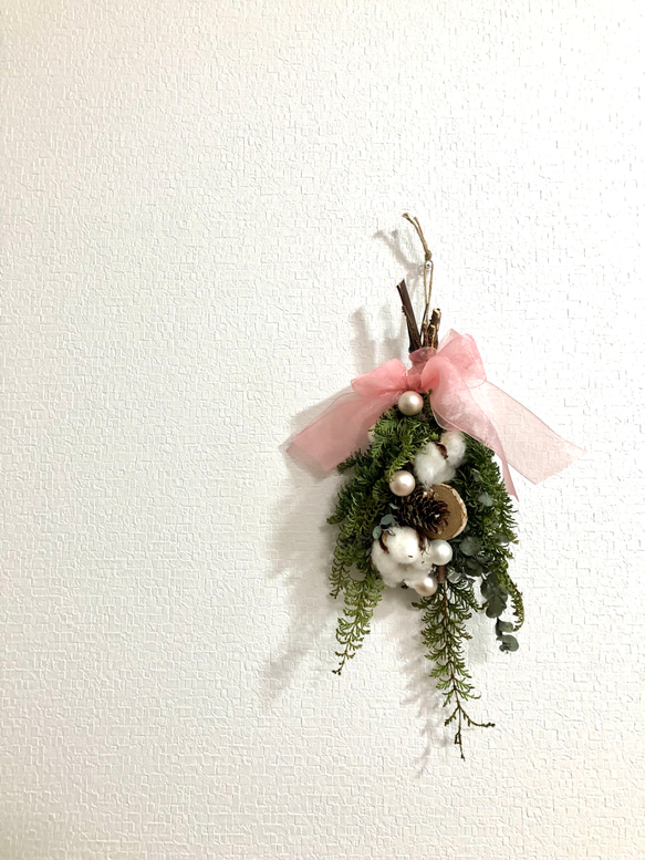 Christmas swag pink 1枚目の画像