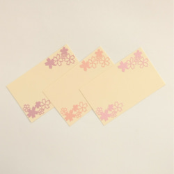 切り絵のミニメッセージカード《桜》(クリーム色) 4枚目の画像