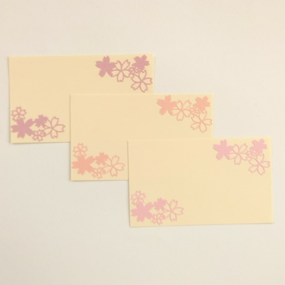 切り絵のミニメッセージカード《桜》(クリーム色) 5枚目の画像