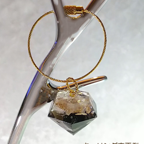 オルゴナイト　ストラップ　アメジスト　水晶　キーホルダー　携帯　レジン　鉱物 オルゴナイトストラップアメジスト水晶キーホルダー携帯レジン鉱物