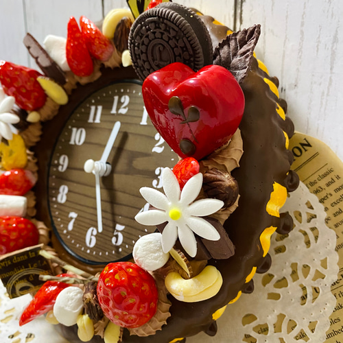 ⭐️いちごのチョコレートタルト時計⭐️ 掛け時計・置き時計 le
