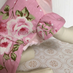 ロマンティックローズプリントのワンピース ピンク系 6枚目の画像