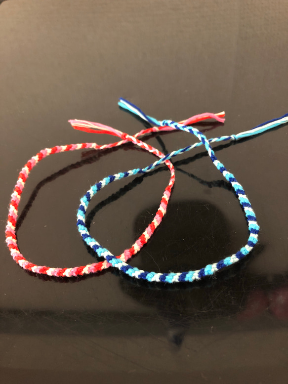 ハンドメイド✨稲荷ミサンガ✨ 手作りミサンガ☆2本セット 糸・ミシン糸 みー 通販 7500930