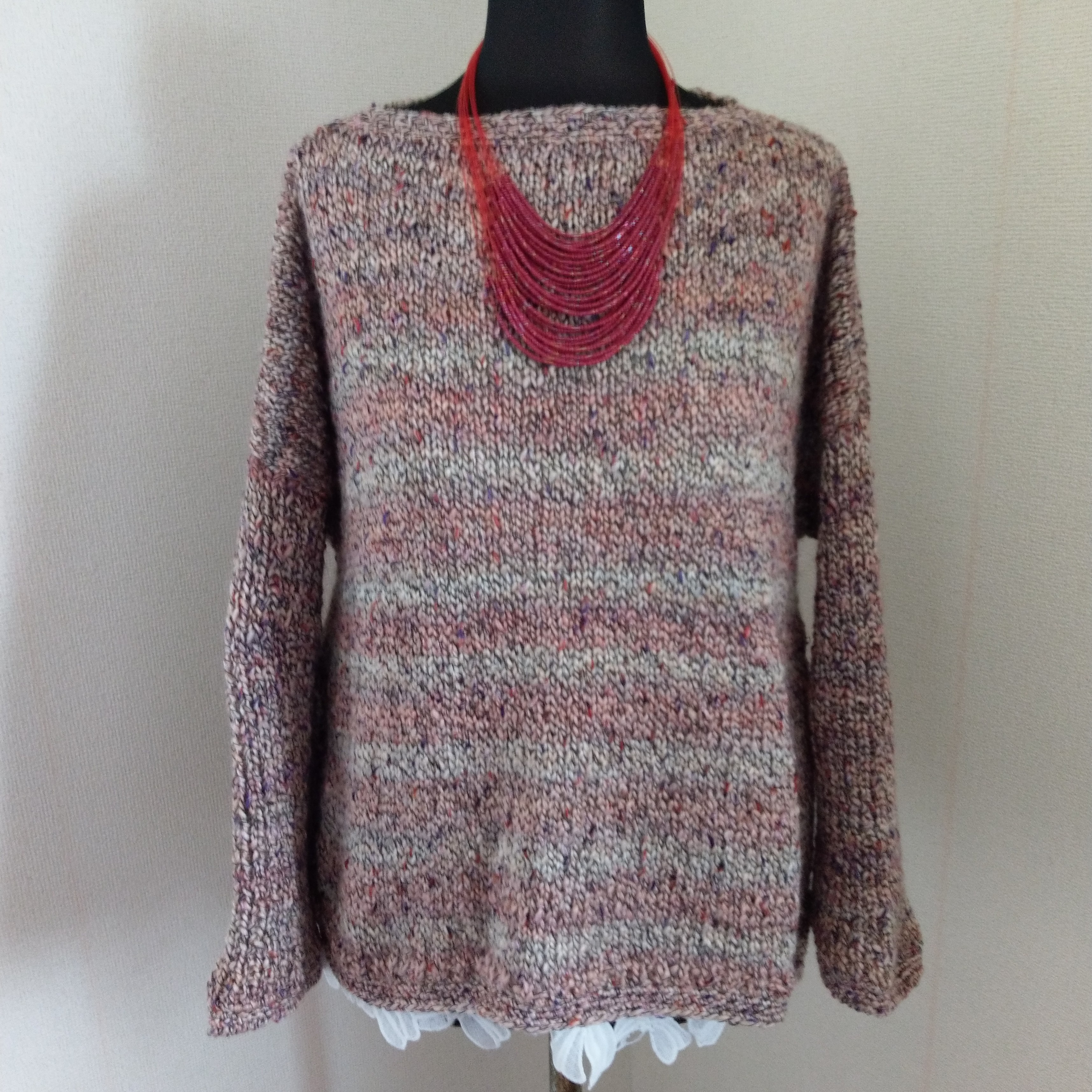 帽子付きプルオーバー