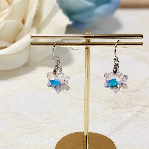 プレゼントにも❄︎雪の結晶ピアス 上質❄︎貴和クリスタル ピアス