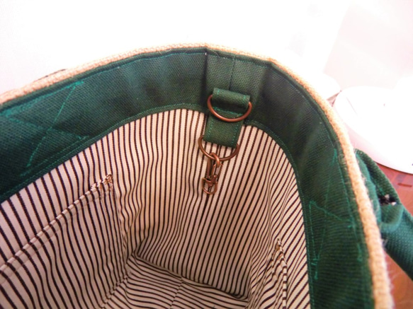 コーヒー 麻袋バッグ　ＳＷ　トートバッグ　東ティモール　ダークグリーン帆布 　豆袋をリメイクした麻バッグ 9枚目の画像