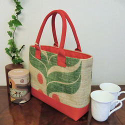 コーヒー 麻袋バッグ　Ｓ　トートバッグ 朱赤帆布 ブラジル　豆袋をリメイクした麻バッグ 1枚目の画像