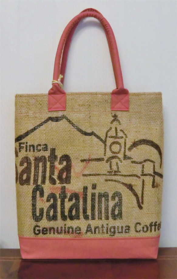 コーヒー 麻袋バッグ　Ｌ　トートバッグ　ピンク帆布　ガテマラ　豆袋をリメイクした麻バッグ 3枚目の画像