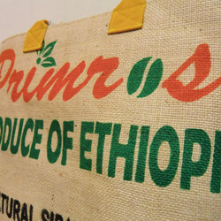 コーヒー 麻袋バッグ　ＬＬ　 大きめトートバッグ 　エチオピア　８号黄色帆布 　豆袋をリメイクした麻バッグ 10枚目の画像