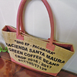 コーヒー 麻袋バッグ　M　トートバッグ　ピンク色帆布　ニカラグア　豆袋をリメイクした麻バッグ 9枚目の画像