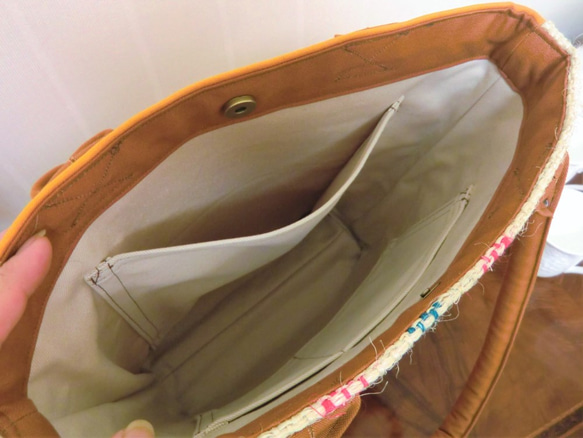 コーヒー 麻袋バッグ　Ｌ　トートバッグ　キャメル色帆布(裏パラフィンオレンジ)　コロンビア　豆袋をリメイクした麻バッグ 8枚目の画像