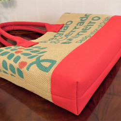 コーヒー 麻袋バッグ　Ｓ　トートバッグ　赤色帆布　ブラジル　豆袋をリメイクした麻バッグ 5枚目の画像