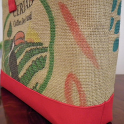 コーヒー 麻袋バッグ　Ｓ　トートバッグ　赤色帆布　ブラジル　豆袋をリメイクした麻バッグ 10枚目の画像