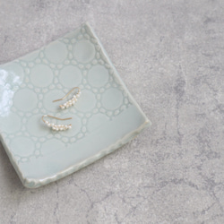 14kgf＊小さな淡水パールの淡雪ピアス 3枚目の画像