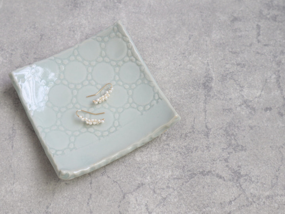 14kgf＊小さな淡水パールの淡雪ピアス 3枚目の画像