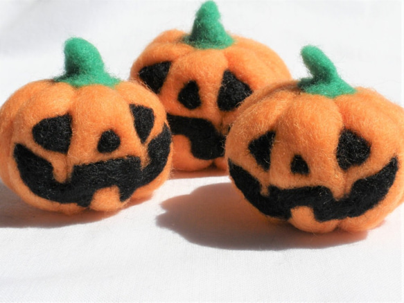 ハロウィン羊毛のかぼちゃのおばけ 9枚目の画像