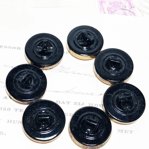 【送料無料】7個 チェコ製 アンティーク ヴィンテージ ブラックガラス ボタン [EY5889] 3枚目の画像