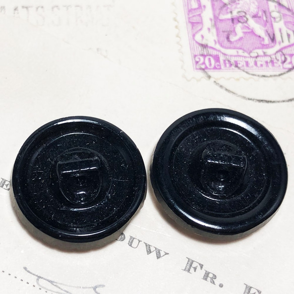 【送料無料】2個 チェコ製 アンティーク ヴィンテージ ブラックガラス ボタン [EY5893] 5枚目の画像
