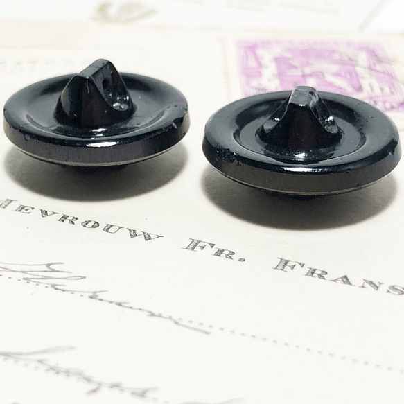 【送料無料】2個 チェコ製 アンティーク ヴィンテージ ブラックガラス ボタン [EY5894] 6枚目の画像