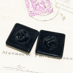 【送料無料】2個 チェコ製 アンティーク ヴィンテージ ブラックガラス  ボタン 素材 パーツ 材料 [EY5920] 4枚目の画像