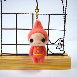 羊毛フェルト♡ストラップ♡ 羊毛フェルト ストラップ 宇宙人 C 淡いオレンジ キーホルダー Aki Ako