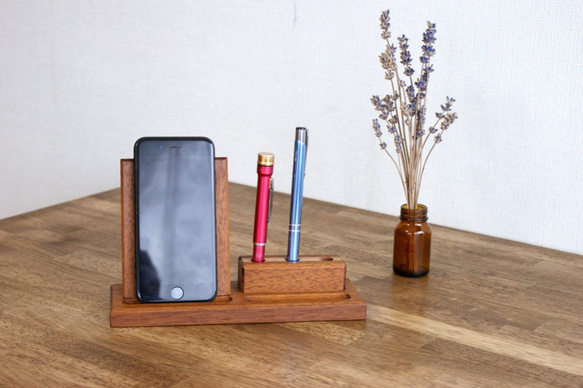 Stripe smartphone stand　ストライプスマホスタンド 3枚目の画像